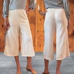 Authentic St.John Bianco cropped pants NWT
